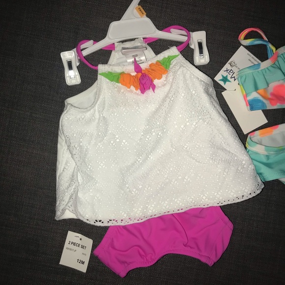 4 swim suits and one swim diaper - Picture 2 of 6